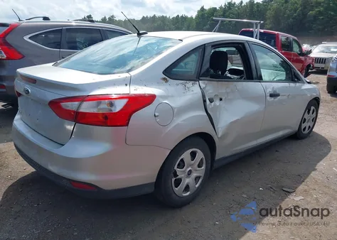 2014 Ford Focus S z USA, uszkodzony, nr VIN 1FADP3E23EL231107